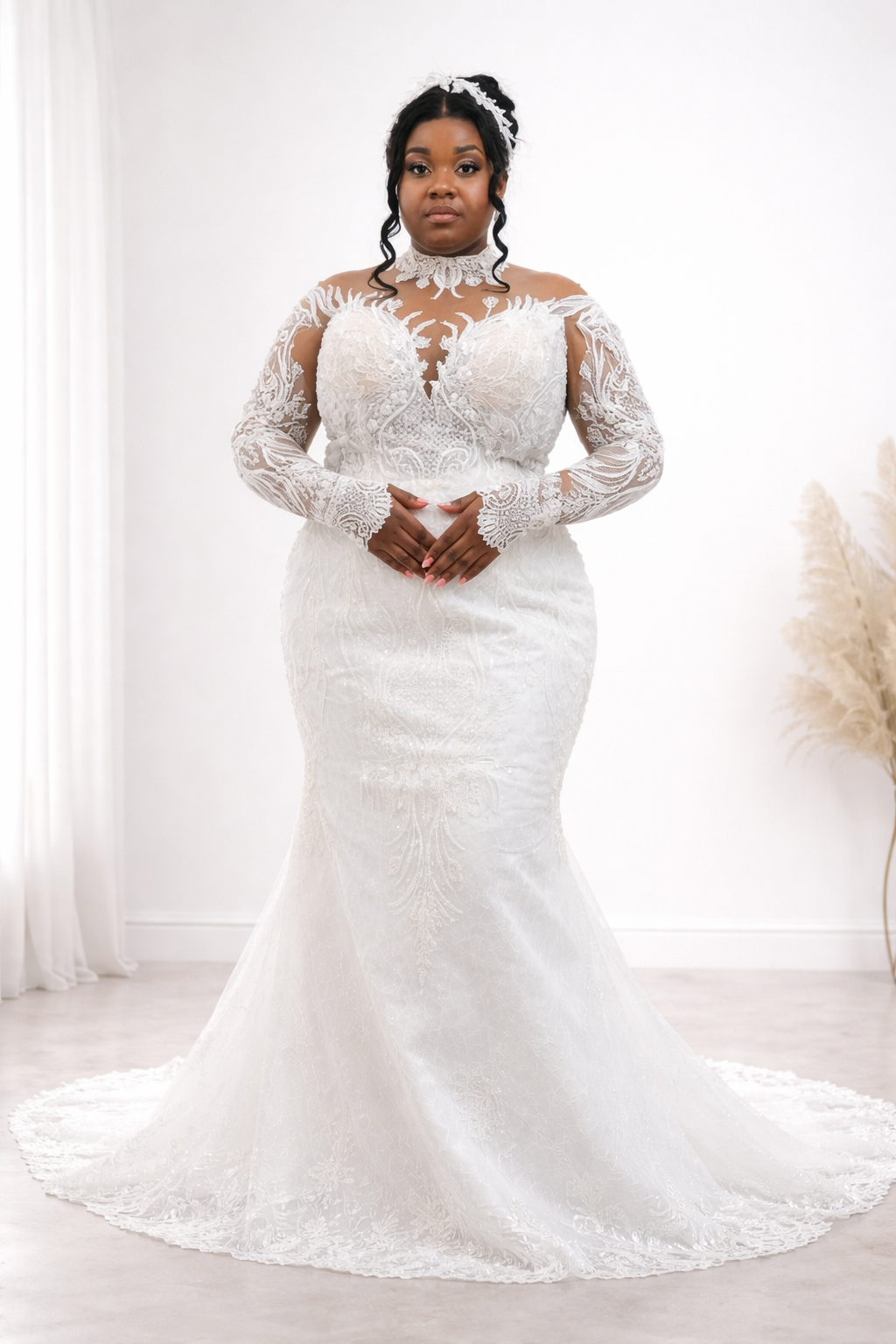 Vestido de Noiva Sereia em Renda Luxuosa – Elegância Atemporal